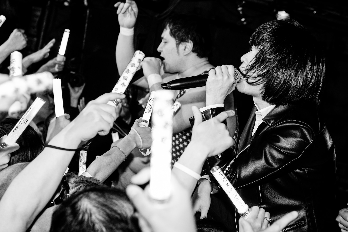 THE 夏の魔物「THE 夏の魔物 TOUR 2018 BANDの魔物」東京・下北沢SHELTER公演の様子。（撮影：岸田哲平）