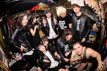 THE 夏の魔物とシン・マモノBAND。（撮影：岸田哲平）