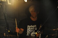 中畑大樹（Dr）（撮影：岸田哲平）