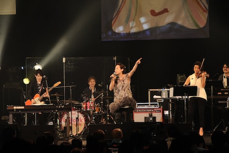 「The Unforgettable Day 3.11」の様子。（写真提供：SME Records）