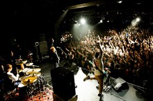 「dustbox One Man Show -Overcoming-」の様子。（Photo by JON...）