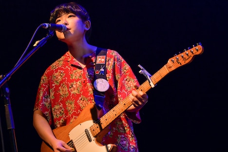 たかはしほのか(Vo, G / リーガルリリー)(撮影:古渓一道)