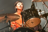 せとゆいか（Dr, Cho / Saucy Dog）（撮影：古渓一道）