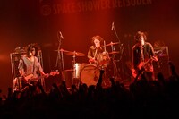 SIX LOUNGE（撮影：古渓一道）