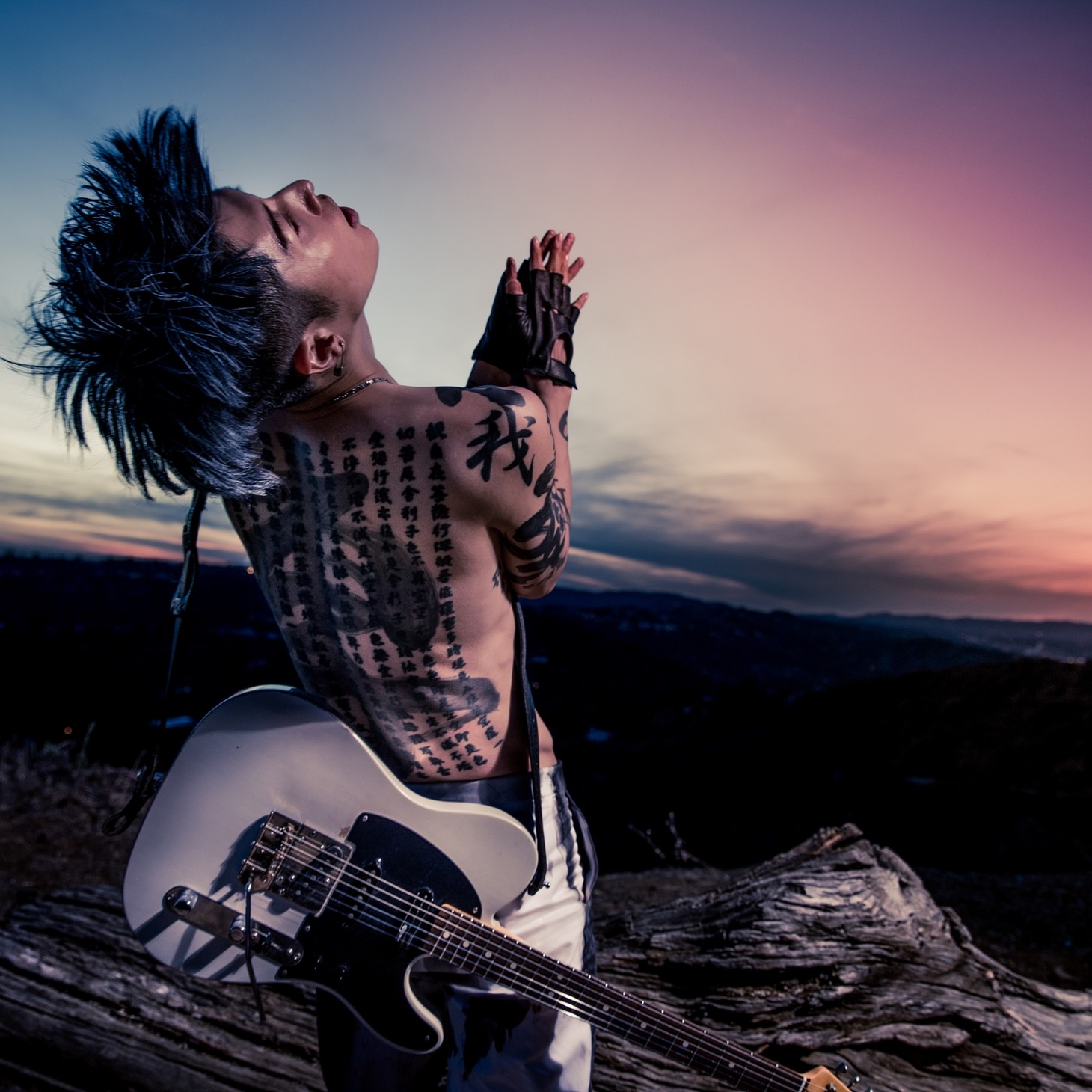 MIYAVI「Long Nights feat. Sonita - World Mix」配信ジャケット