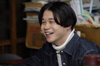 映画「HURRY GO ROUND」の場面写真。