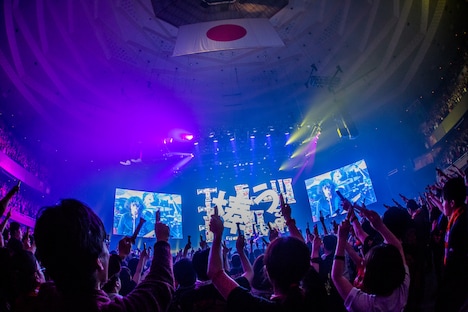 「打首獄門同好会 at 日本武道館」の様子。（Photo by HayachiN）