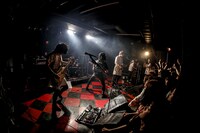 「cinema staff Presents 箱庭戦争 深淵のレディースデー」の様子。（撮影：石崎祥子）