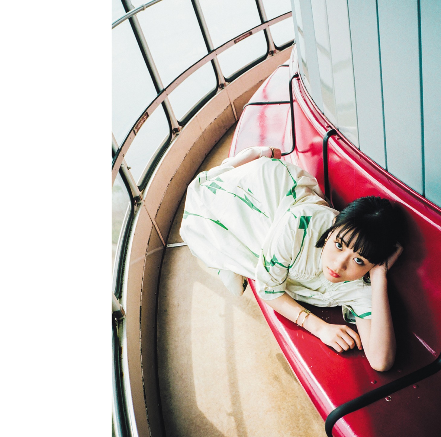 大原櫻子、4月25日リリースニューシングル初回限定盤Bジャケット写真。