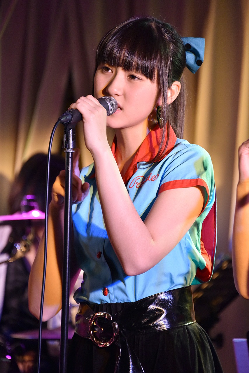星里奈