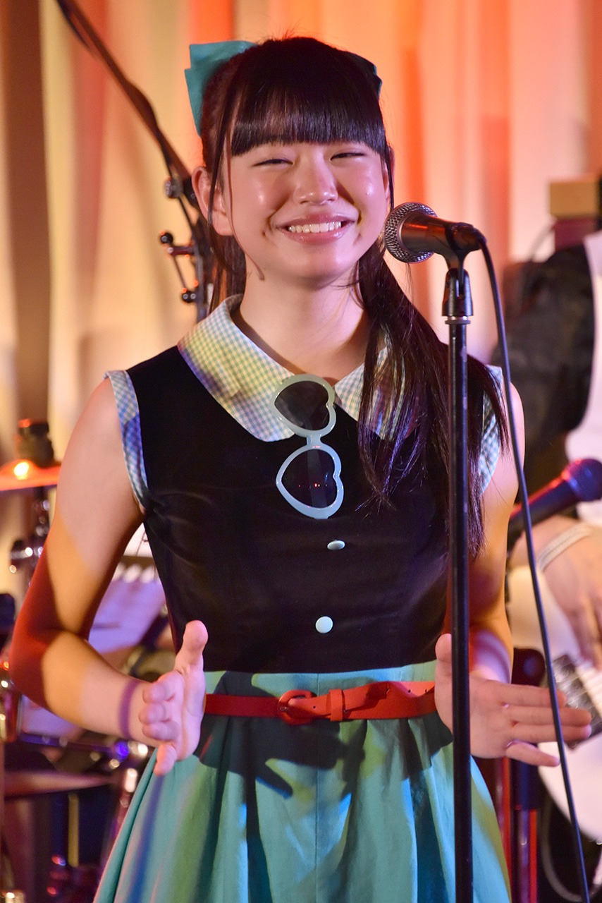 吉田万葉