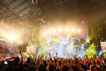 GLAY「GLAY ARENA TOUR 2018 SPRINGDELICS」台湾・台北アリーナ公演の様子。