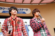 板垣瑞生と佐野勇斗。（撮影：笹森健一）