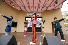 M!LK（撮影：笹森健一）