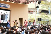 M!LKのイベントの様子。（撮影：笹森健一）