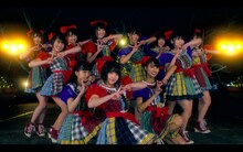 虹のコンキスタドール「トライアングル・ドリーマー」ミュージックビデオのワンシーン。