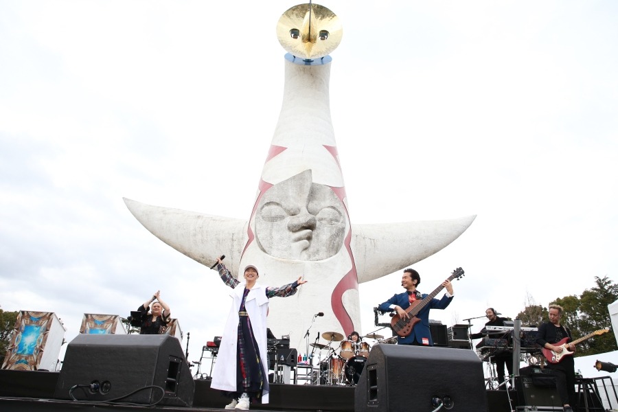 DREAMS COME TRUE「DREAMS COME TRUE Special Live」の様子。