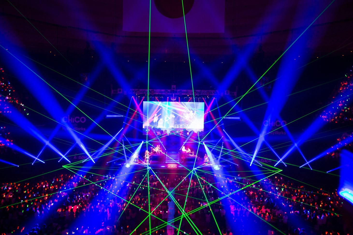 CHiCO with HoneyWorks「i contact」の様子。（Photo by mosa inc.）