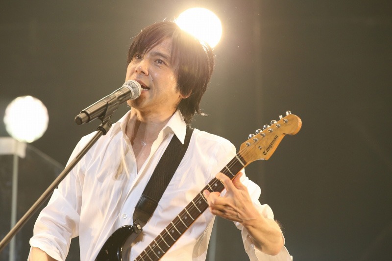 宮本浩次（Vo, G）（撮影：大森克己）
