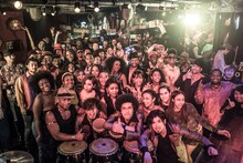 BRADIO「きらめきDancin'」ミュージックビデオ撮影時の様子。