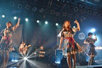 Negicco「SPRING 2018 TOUR～あなたの街に花束を～supported by サトウ食品」最終公演の様子。