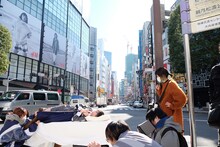 転校少女歌撃団「ショコラの独白」ミュージックビデオのオフショット。