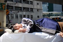 転校少女歌撃団「ショコラの独白」ミュージックビデオのオフショット。