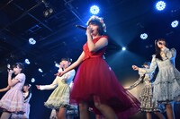 「ハコイリ▽ムスメの定期便3月号～君に出会えてよかった～」の様子。