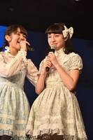 左から寺島和花、戸羽望実。