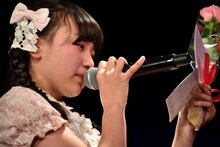 鉄戸美桜への手紙を読み上げる井上姫月。