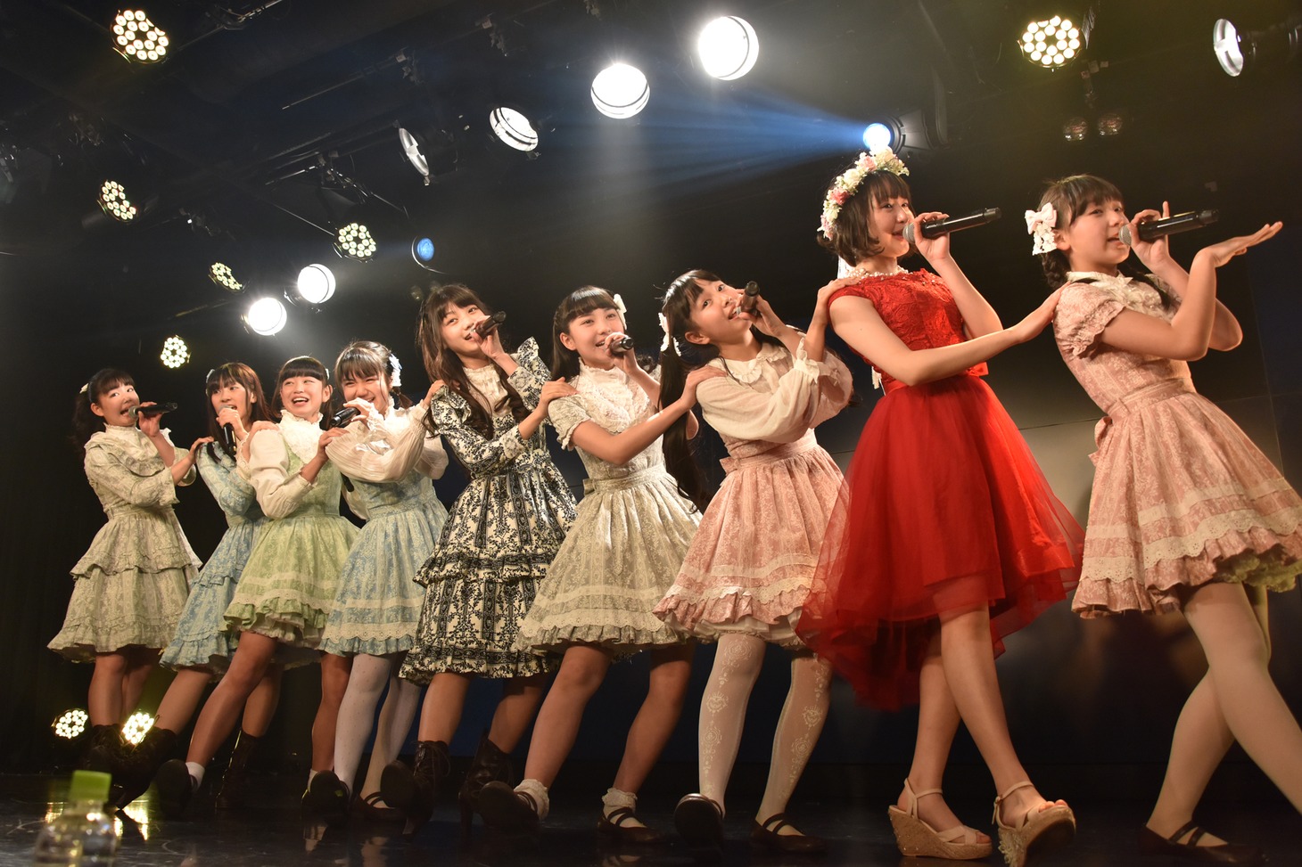 「ハコイリ▽ムスメの定期便3月号～君に出会えてよかった～」の様子。