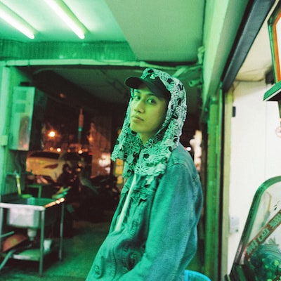 JJJ「HIKARI」ジャケット