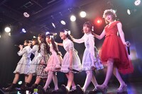 「ハコイリ▽ムスメの定期便3月号～君に出会えてよかった～」の様子。