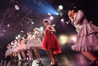 「なかよし」で“エア大縄跳び”を繰り広げるハコイリ▽ムスメ。