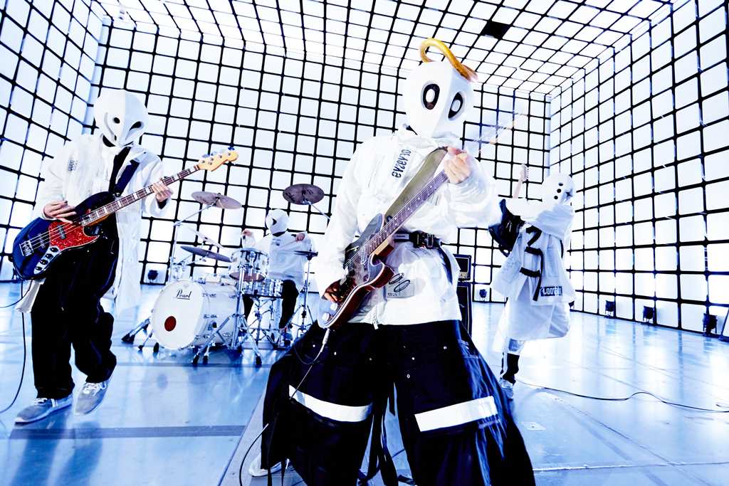 神様、僕は気づいてしまった「メルシー」MVのワンシーン。