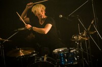 中畑大樹（Dr）（Photo by Viola Kam [V'z Twinkle]）