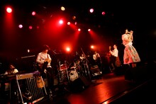 吉澤嘉代子「ウルトラスーパーミラクルツアー」最終公演の様子。（撮影：田中一人）