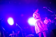 吉澤嘉代子「ウルトラスーパーミラクルツアー」最終公演の様子。（撮影：田中一人）