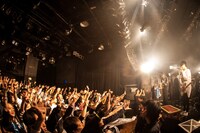 「2nd album"THUNDER"release tour 2017-2018」東京・UNIT公演の様子。（Photo by NAOTO SONODA）