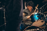 西浦謙助（Dr）