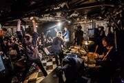INKYMAP「ASTEROID TOUR 2017-2018」東京・下北沢SHELTER公演の様子。（Photo by kaochi）