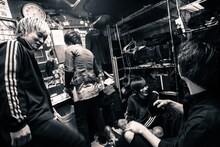 INKYMAP「ASTEROID TOUR 2017-2018」東京・下北沢SHELTER公演のオフショット。（Photo by kaochi）