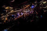 INKYMAP「ASTEROID TOUR 2017-2018」東京・下北沢SHELTER公演の様子。（Photo by kaochi）