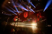 PENGUIN RESEARCH「LIVE TOUR 2017-2018 PENGUIN QUEST～お台場に導かれし者たち～」Zepp DiverCity TOKYO公演の様子。