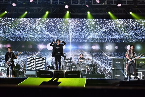 GLAY「GLAY ARENA TOUR 2018 "SPRINGDELICS" in Hong Kong」の様子。