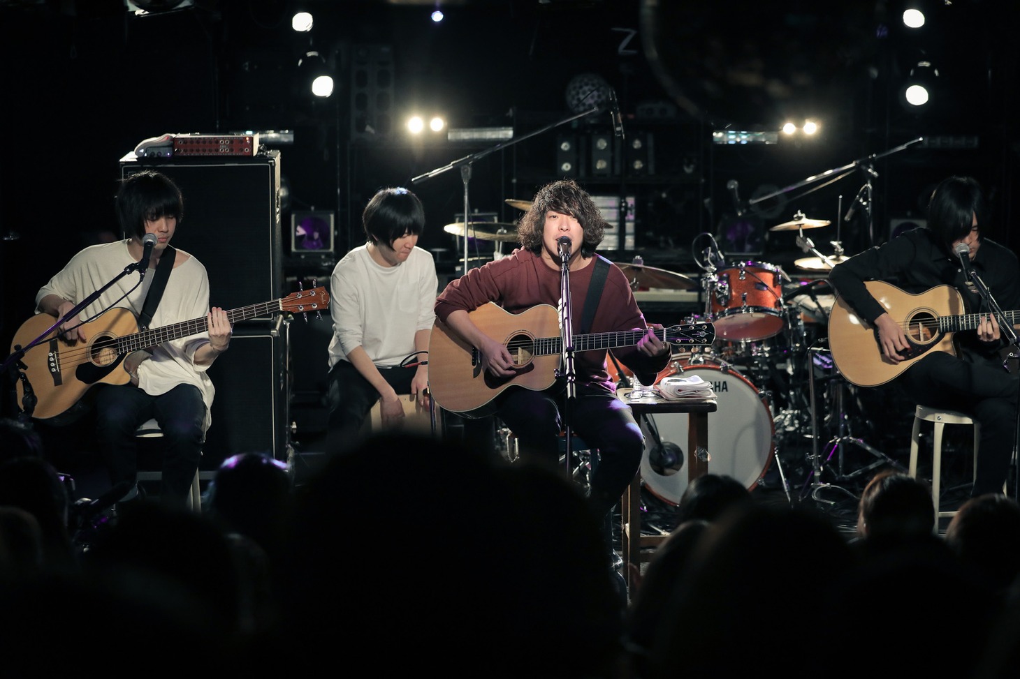 三国ヶ丘FUZZ 5日間連続ライブ「Go Back Home」の様子。（Photo by gentahisada）