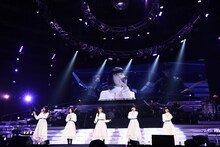 Little Glee Monster「Arena Tour 2018 -juice!!!!!-」大阪・大阪城ホール公演の様子。