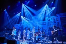 「id1」を演奏するゲスの極み乙女。(C)井出康郎