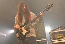 安井英人（B / BIGMAMA）（撮影：古渓一道）