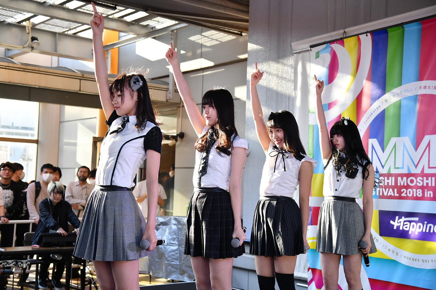 PPP!PiXiON（写真提供：アソビシステム）